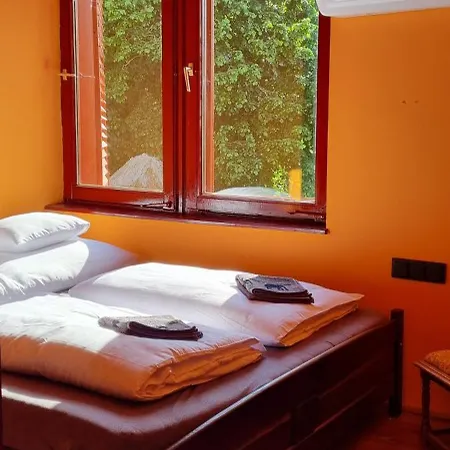 Tisza-tavi Isteni Vendeghaz