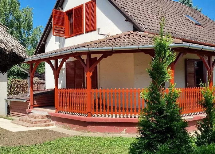 Tisza-tavi Isteni Nyaraló *